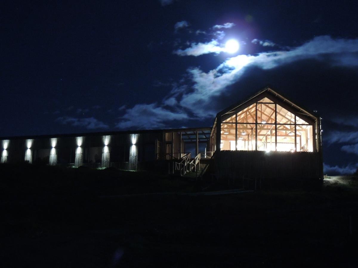 Hotel Simple Patagonia Puerto Natales Dış mekan fotoğraf