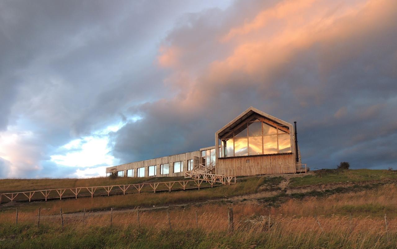 Hotel Simple Patagonia Puerto Natales Dış mekan fotoğraf